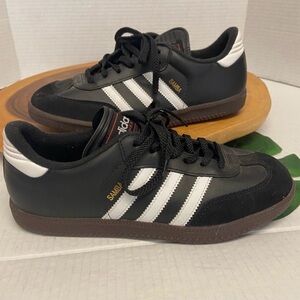 Adidas Black Samba
